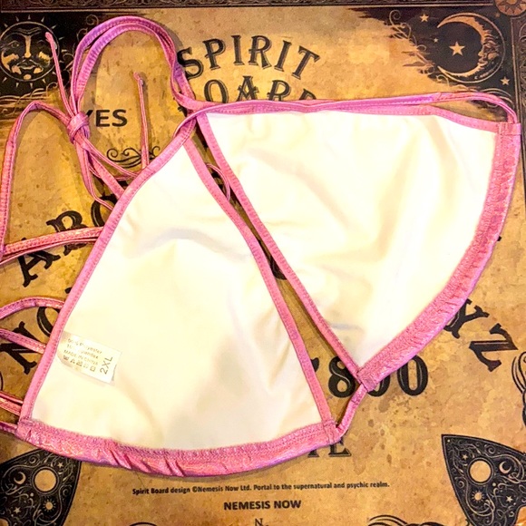 NWOT PLUS STRAPPY METALLIC BRALETTE - Picture 7 of 9